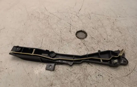 BMW 4 G22 G23 G24 G26 Other engine bay part 6991227