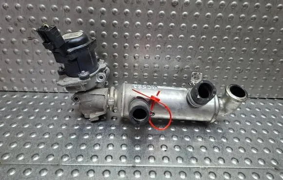 Peugeot 307 EGR valve S27624160 9658203780