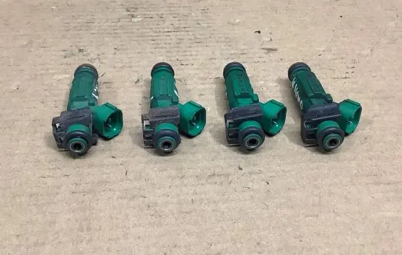 Hyundai Sonata Fuel injectors set 3531025200