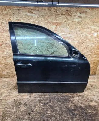 Mercedes-Benz E W211 Front door