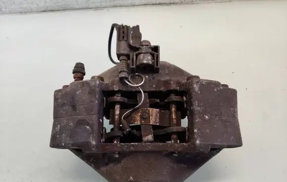 Mercedes-Benz ML W163 Rear brake caliper
