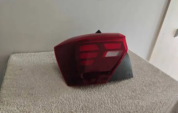 Rear/tail lights