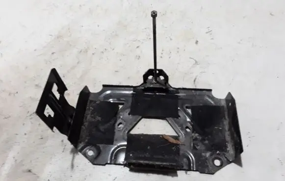 Mini Cooper Countryman R60 Battery bracket 9813808