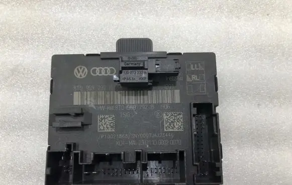 Audi A5 Sportback 8TA Door control unit/module 8T0959792K