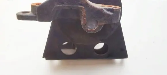 Nissan Primera Engine mount bracket rn62490lb rn-6249-0lb