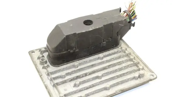 Ford Focus Engine control unit/module 4S6112A650NC
