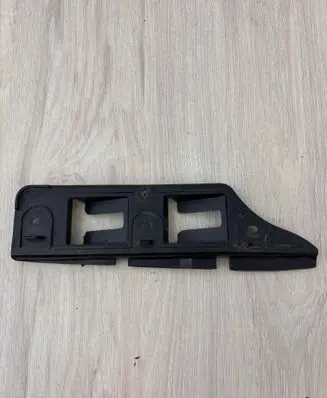 Volkswagen Golf V Front bumper mounting bracket 1K0807183