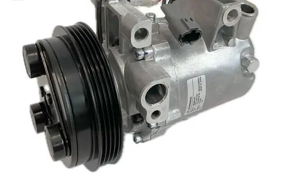 Subaru Impreza II Air conditioning (A/C) compressor (pump) 73111FE021 73111FE020 73111FE000