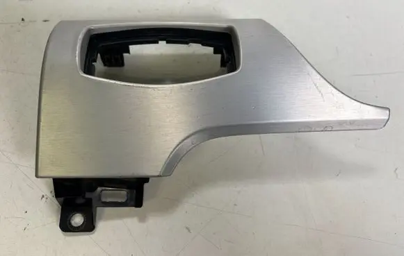 Ford Mustang VI Panel trim FR3B13D168