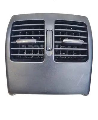 Mercedes-Benz C W204 Rear air vent grill A2048300354