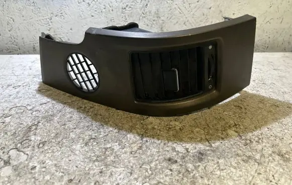 Honda CR-V Dashboard side air vent grill/cover trim 9762M1010 962256480 C4624765