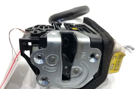 KIA Rio Rear door lock