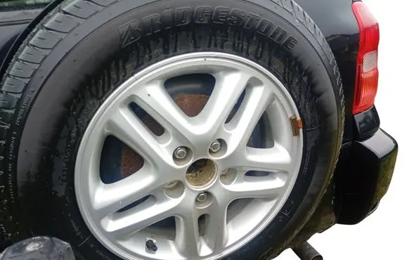 Toyota RAV 4 (XA20) R16 alloy rim 