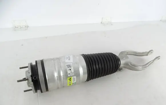 Maserati GranTurismo II Front shock absorber/damper 6703039060 06703039060 670303906