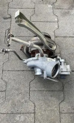 Mercedes-Benz E W212 Turbo A6510903580 E220220CDI