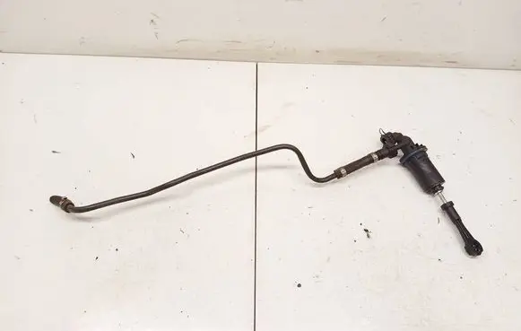 Peugeot RCZ Clutch master cylinder 9686358280