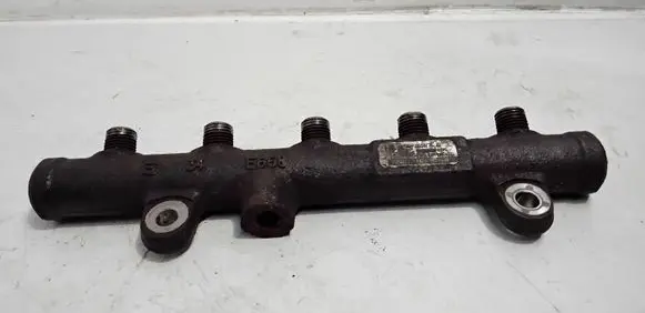 Volvo V50 Fuel main line pipe 9654726280