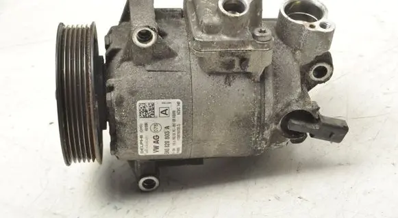 Volkswagen Scirocco Air conditioning (A/C) compressor (pump) 5N0820803A