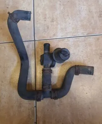 Volkswagen Transporter - Caravelle T4 Engine coolant pipe/hose 701121805 N90760601