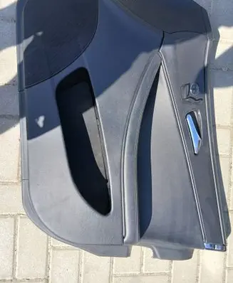 Mercedes-Benz CLS C219 Front door card panel trim A2197202048