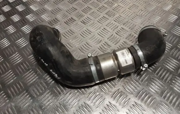 Ford Kuga II Engine coolant pipe/hose VV616C700AB