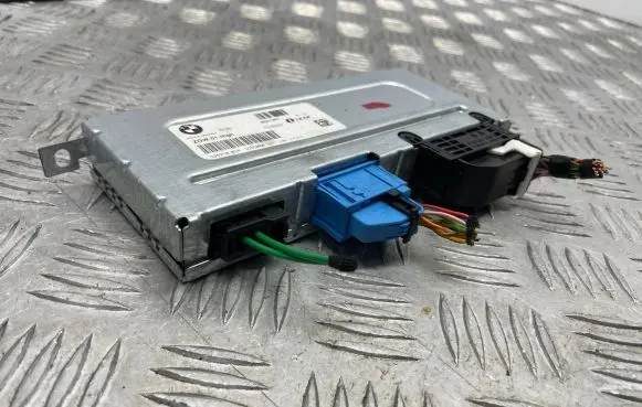 BMW 5 F10 F11 Gateway control module 9247397 535218804 104343