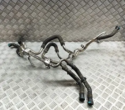 Land Rover Range Rover Sport L494 Engine coolant pipe/hose JPLA8D282AC JPLA8D236AB