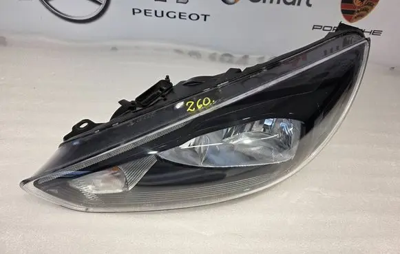 Ford Focus Headlight/headlamp F1EB13W030GB