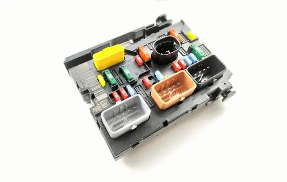 Citroen C3 Fuse module 9659741780
