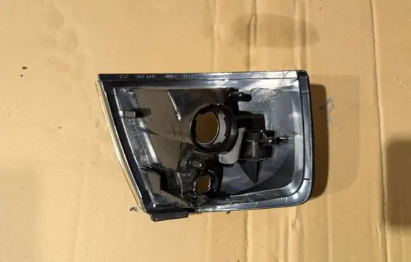 Mazda Demio Front fender indicator light DC0351070C