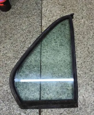 BMW 3 E46 Front vent window/glass (coupe) 43R000981 DOT36AS2M127