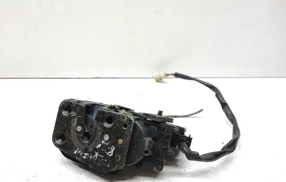 Mazda 626 Rear door lock