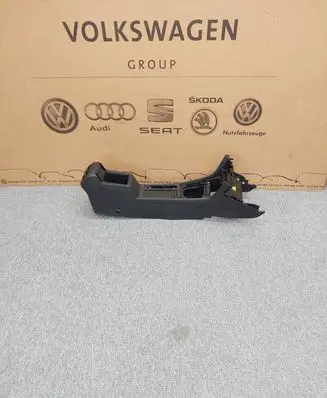 Volkswagen Golf VII Armrest 5G0862531 5G0683289C