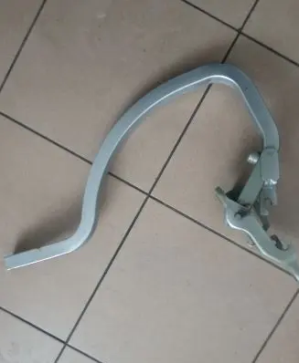 Subaru Legacy Tailgate/trunk/boot hinge