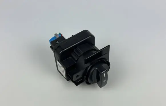 Mercedes-Benz A W169 Light switch 1695450404 A1695450404 0034737