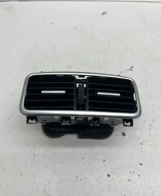 Renault Megane IV Rear air vent grill