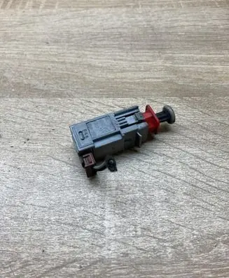 Opel Astra H Brake pedal sensor switch 55701396 869619858