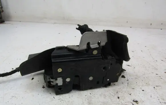 Audi A4 S4 B6 8E 8H Rear door lock 