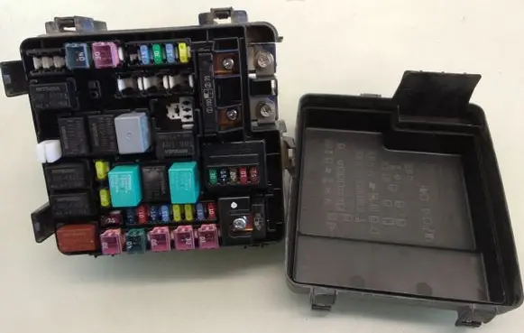 Honda CR-V Fuse module