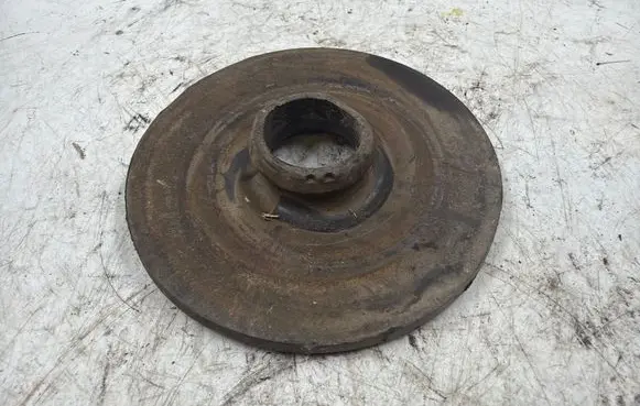 BMW 5 E60 E61 Front coil spring rubber mount 1136386