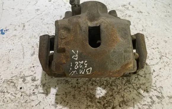 BMW 5 E39 Front brake caliper