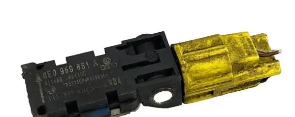 Audi A4 S4 B6 8E 8H Airbag deployment crash/impact sensor 8E0959651A