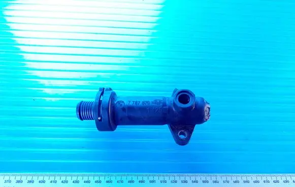 Thermostat/thermostat housing