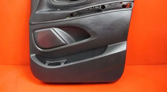 Mercedes-Benz Vito Viano W447 Front door card panel trim