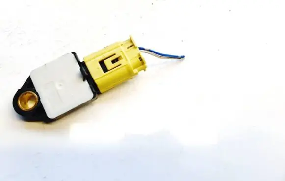 Citroen C-Crosser Airbag deployment crash/impact sensor 8651a001 39754c