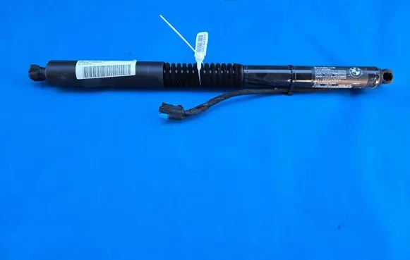 BMW X3 G01 Tailgate strut 7397322