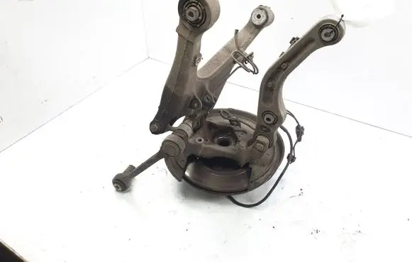 Volkswagen Phaeton Rear wheel hub spindle/knuckle 4E0511512F