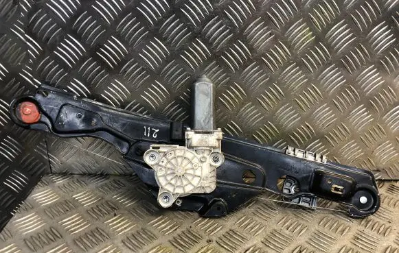 Mercedes-Benz E W211 Rear door window regulator with motor 2117300146