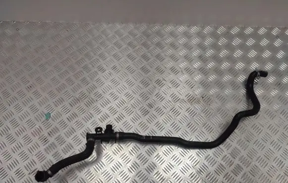 BMW 8 G16 Engine coolant pipe/hose 6821253 64216821253