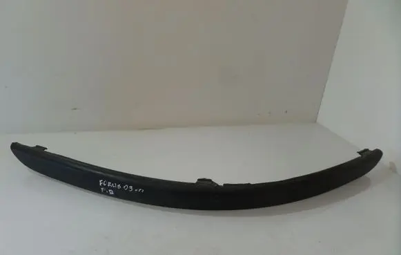 Ford Focus Front bumper splitter molding 2M5117E908